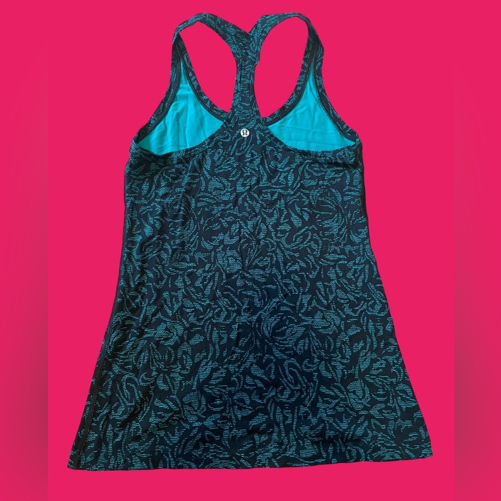 Lululemon tank